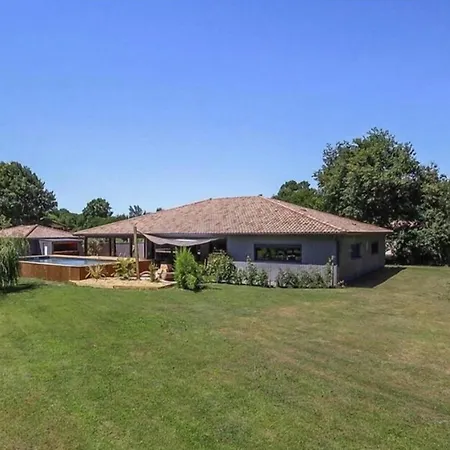 Maya Uma Panzió Vendays-Montalivet