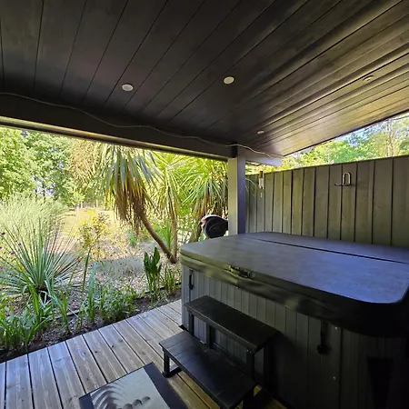 B&B Maya Uma 방데 몽탈리베