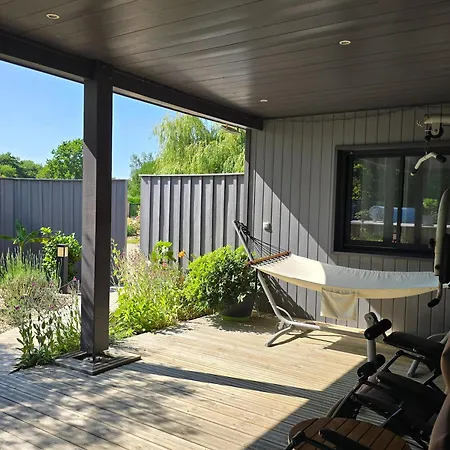 Maya Uma 방데 몽탈리베