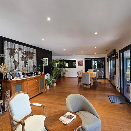 Maya Uma 방데 몽탈리베