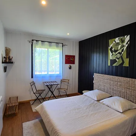 Maya Uma 3* 방데 몽탈리베