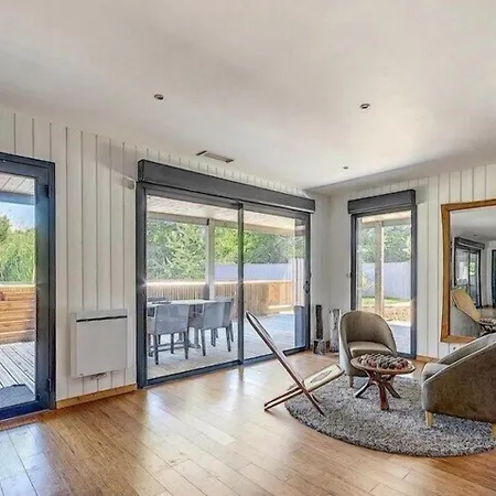 Maya Uma 3* 방데 몽탈리베