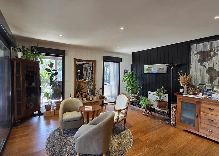 Maya Uma Bed & Breakfast