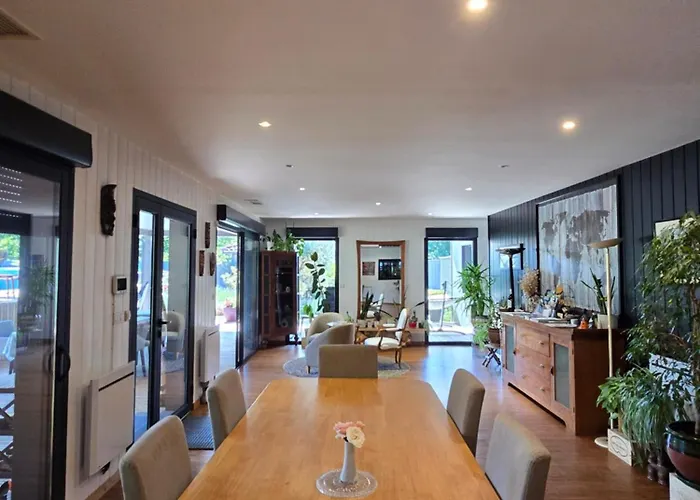 Bed & Breakfast Maya Uma