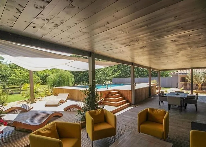 Maya Uma Vendays-Montalivet